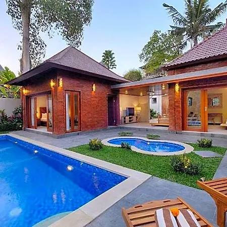 Cozy 2Br Private Pool Villa Near Ubud Centre